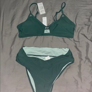 Cupshe Green Bikini Set with High-Waisted Bottoms